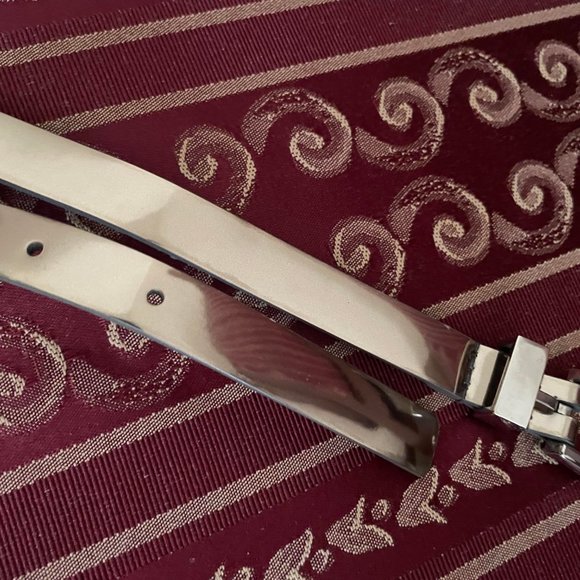 NEW Small Thin Metallic Champagne Yellow Belt NY&C Square Buckle elegant - Picture 12 of 12